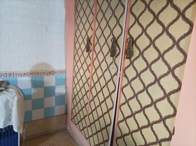 Bathroom Image of 650 Sq.ft 4 BHK Independent House for sale in Kadiawad Jamnagar for Rs. 3000000