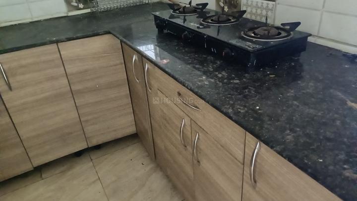 Gaur City 7th Avenue Main Image 1