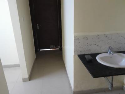 Bathroom Image of 1050 Sq.ft 2 BHK Apartment / Flat for rent in Sarthak Galaxy, Rau Indore for Rs. 12000