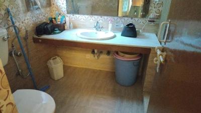 Image of 1500 Sq.ft 2.5 BHK Apartment / Flat for rent in Green Heavens Apartment, Sector 4 Dwarka, New Delhi for Rs. 40000