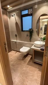 Bathroom Image of 865 Sq.ft 2 BHK Apartment / Flat for sale in Satellite Aristia, Andheri East Mumbai for Rs. 20000000