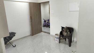 Living Room Image of 650 Sq.ft 2 BHK Apartment / Flat for rent in Shreeji Laxmi, Ghatkopar East Mumbai for Rs. 58000