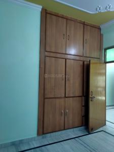 Bedroom Image of 1200 Sq.ft 2 BHK Builder Floor for rent in Gomti Nagar Extension Lucknow for Rs. 17000