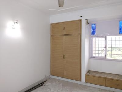 Bedroom Image of 2150 Sq.ft 4 BHK Apartment / Flat for sale in Meera Bai Apartments, Sector 5 Dwarka New Delhi for Rs. 28500000