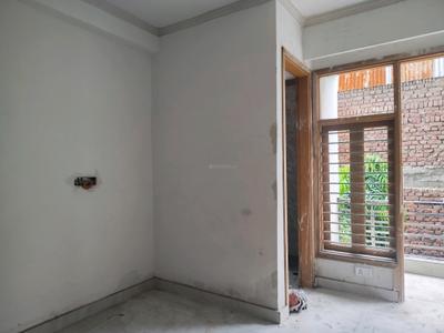 Bedroom Image of 650 Sq.ft 2 BHK Apartment / Flat for sale in Sangam Vihar New Delhi for Rs. 4000000