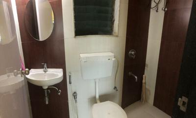 Bathroom Image of 500 Sq.ft 1 BHK Apartment / Flat for sale in Vastu Shanti, Jogeshwari East Mumbai for Rs. 12000000