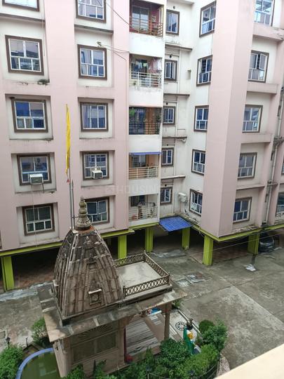 green resi Main Image 1