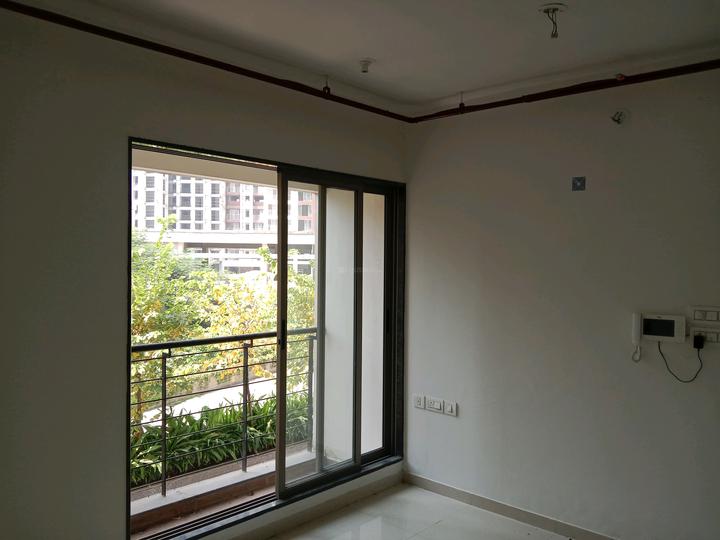 700 Sqft 1 BHK Flat for sale in Siddhi Highland Gardens Thane West