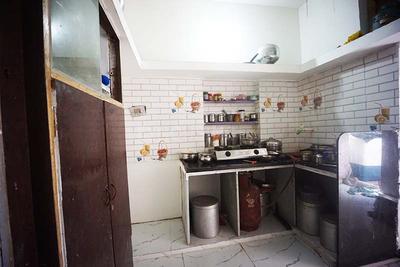Kitchen Image of 1440 Sq.ft 4 BHK Independent House for sale in Amraiwadi Ahmedabad for Rs. 7500000