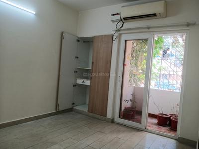 Bedroom Image of 1750 Sq.ft 3 BHK Builder Floor for rent in Kodambakkam Chennai for Rs. 57000