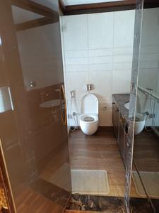 Bathroom Image of 3000 Sq.ft 5 BHK Penthouse for sale in Bandra West Mumbai for Rs. 215000000