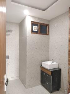 Common Bathroom Image of 1350 Sq.ft 3 BHK Builder Floor for sale in Puri Kohinoor Faridabad, Sector 89 Faridabad for Rs. 15500000