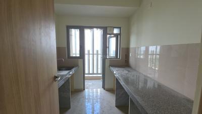 Kitchen Image of 1000 Sq.ft 2 BHK Apartment / Flat for rent in Piramal Aranya, Byculla Mumbai for Rs. 106000