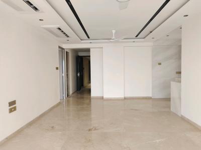 Living Room Image of 1500 Sq.ft 3 BHK Apartment / Flat for sale in Gurukrupa Vyom, Vile Parle West Mumbai for Rs. 80000000