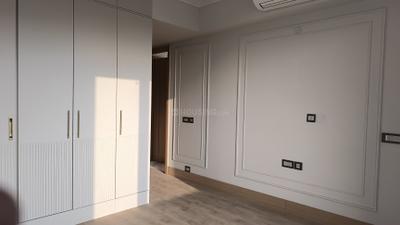 Bedroom Image of 3240 Sq.ft 4 BHK Builder Floor for sale in DLF The Grove, DLF Phase 5 Gurgaon for Rs. 85000000