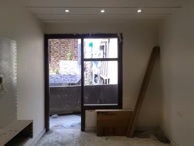 Bedroom Image of 1000 Sq.ft 3 BHK Builder Floor for sale in Pitampura New Delhi for Rs. 11000000