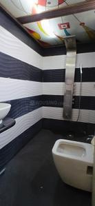 Bathroom Image of 1600 Sq.ft 3 BHK Apartment / Flat for rent in Erandwane Pune for Rs. 55000