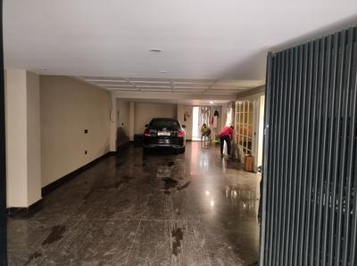 Image of 1685 Sq.ft 3 BHK Builder Floor for sale in Surajmal Vihar, New Delhi for Rs. 37500000