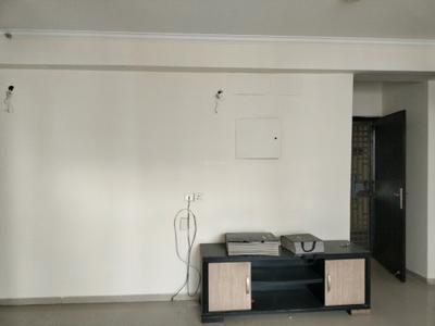 Living Room Image of 1172 Sq.ft 2.5 BHK Apartment / Flat for rent in Amrapali Pan Oasis, Sector 70 Noida for Rs. 38500