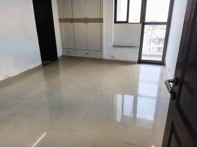 Bedroom Image of 995 Sq.ft 2 BHK Apartment / Flat for sale in Unitech Uniworld Gardens 2, Sector 47 Gurgaon for Rs. 13600000