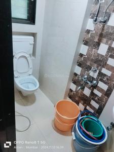 Bathroom Image of 600 Sq.ft 1 BHK Apartment / Flat for rent in Bajaj Enchante Panchsheel CHSL, Andheri West Mumbai for Rs. 65000