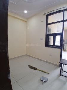 Bedroom Image of 650 Sq.ft 1 BHK Builder Floor for rent in Palam New Delhi for Rs. 10000
