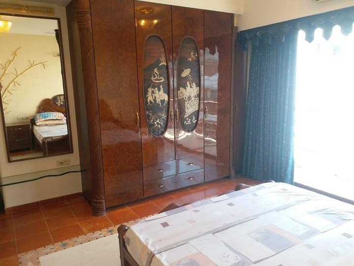 Linking road Bedroom 1