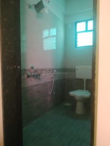 Bathroom Image of 450 Sq.ft 1 BHK Independent House for rent in Kharadi Pune for Rs. 16000