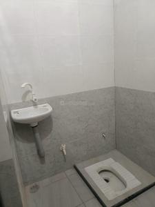 Bathroom Image of 200 Sq.ft 1 RK Apartment / Flat for rent in Radhakishan Pura Sikar for Rs. 4500