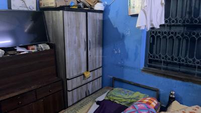 Living Room Image of 500 Sq.ft 2 BHK Independent House for rent in Ward No 113 Kolkata for Rs. 7500