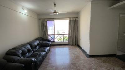 Living Room Image of 910 Sq.ft 2 BHK Apartment / Flat for rent in Tiara Ltd., Hiranandani Estate Thane for Rs. 50000