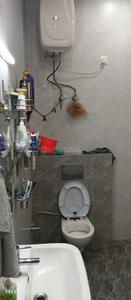 Bathroom Image of 2250 Sq.ft 4 BHK Builder Floor for sale in Vasundhara Ghaziabad for Rs. 22500000