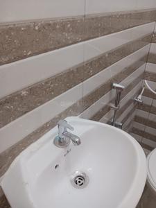 Bathroom Image of 600 Sq.ft 2 BHK Independent House for rent in Hebbal Bengaluru for Rs. 19000