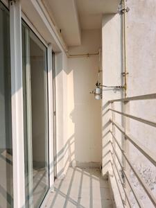 Drying Area Image of 1070 Sq.ft 2.5 BHK Apartment / Flat for sale in Paras Tierea, Sector 137 Noida for Rs. 9250000