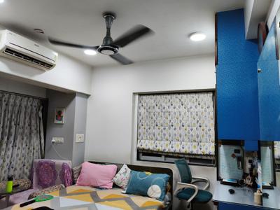 Bedroom Image of 850 Sq.ft 2 BHK Apartment / Flat for sale in Goregaon East Mumbai for Rs. 21000000