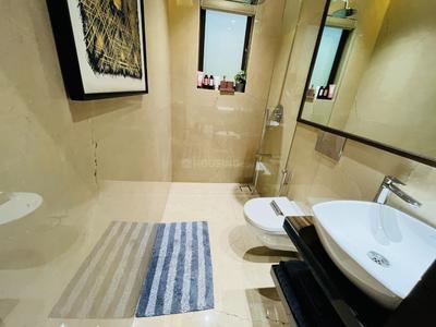 Bathroom Image of 980 Sq.ft 2 BHK Apartment / Flat for sale in Sunteck One World, Naigaon East Naigaon for Rs. 5086000
