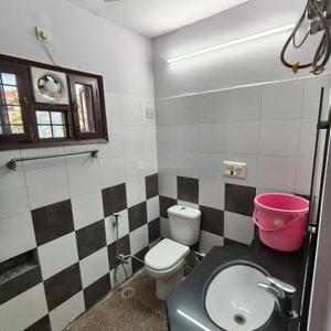 Image of 1400 Sq.ft 2 BHK Builder Floor for rent in Sector 40, Gurgaon for Rs. 55000