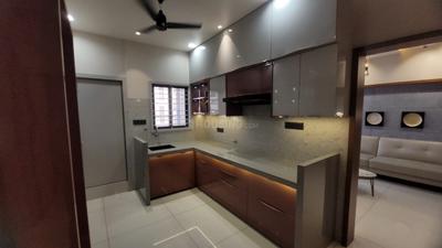 Kitchen Image of 1800 Sq.ft 3 BHK Apartment / Flat for rent in Karelibagh Vadodara for Rs. 18000