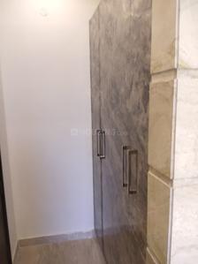 Bathroom Image of 2580 Sq.ft 4 BHK Builder Floor for rent in Sun City, Sector 54 Gurgaon for Rs. 85000