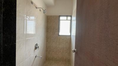 Bathroom Image of 500 Sq.ft 1 BHK Apartment / Flat for sale in VTP Purvanchal, Kesnand Pune for Rs. 2500000