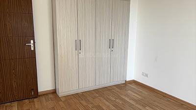 Bedroom Image of 1700 Sq.ft 2.5 BHK Apartment / Flat for sale in Puri Emerald Bay, Sector 104 Gurgaon for Rs. 23500000