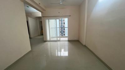 Living Room Image of 1115 Sq.ft 2 BHK Apartment / Flat for rent in Amrapali Dream Valley 2, Noida Extension Greater Noida for Rs. 21500