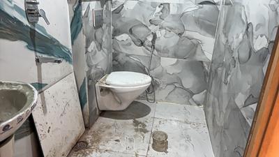 Bathroom Image of 820 Sq.ft 2 BHK Apartment / Flat for sale in Hark Sai Homes 4, Sector 49 Noida for Rs. 3450000