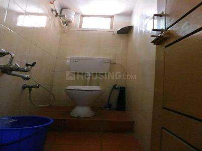 Bathroom Image of 700 Sq.ft 1 BHK Independent House for rent in Halasuru Bengaluru for Rs. 27000