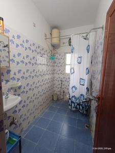 Bathroom Image of 900 Sq.ft 2 BHK Apartment / Flat for sale in Tarun Nagar Guwahati for Rs. 6200000
