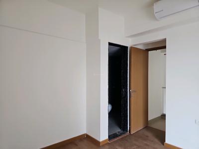 Bedroom Image of 850 Sq.ft 2 BHK Apartment / Flat for rent in Gera Planet Of Joy IV, Upper Kharadi Pune for Rs. 32000