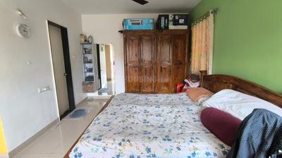 2 BHK Semi Furnished Flat