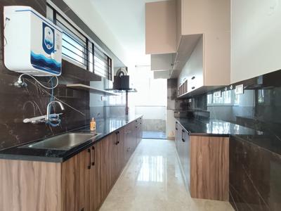 Kitchen Image of 1635 Sq.ft 3 BHK Apartment / Flat for sale in Creative Shree Nilaya, HSR Layout Bengaluru for Rs. 20000000