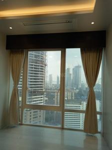 Bedroom Image of 1100 Sq.ft 2 BHK Apartment / Flat for sale in Indiabulls Blu, Worli Mumbai for Rs. 75000000
