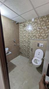 Bathroom Image of 2700 Sq.ft 4 BHK Apartment / Flat for rent in Matigara Siliguri for Rs. 35000
